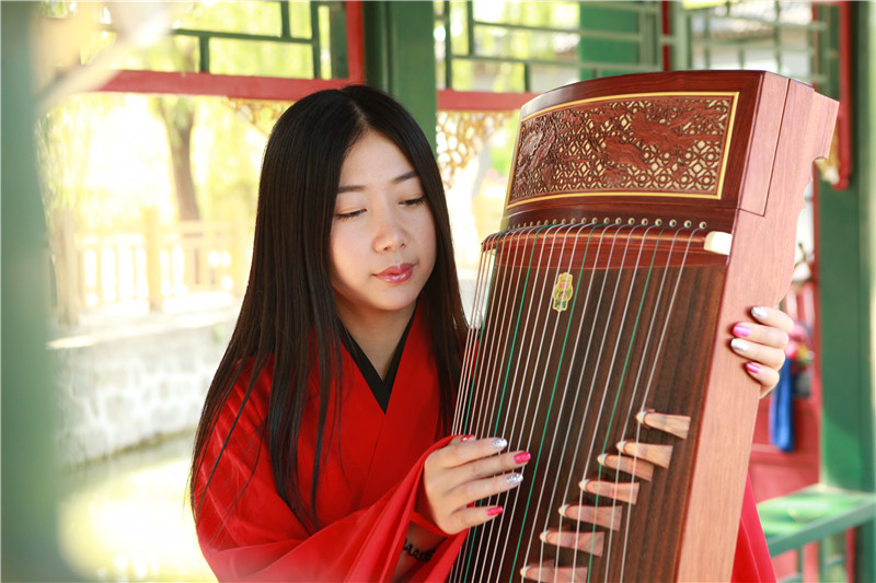 『<a href='https://www.ipc123.com/guzheng/dunhuang/' target='_blank'><u>敦煌古筝</u></a>694FFW玉影长驻（荷露清香）』高性价比筝